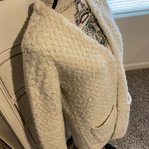 Lucky Brand Cardigan - Picture 4 of 8